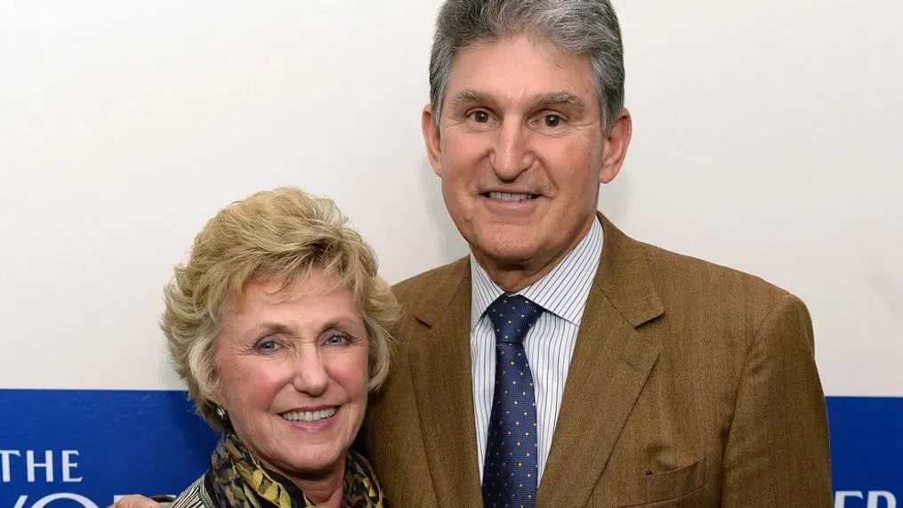 joe manchin wife