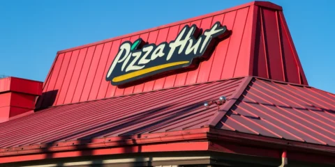 pizza hut minimum wage