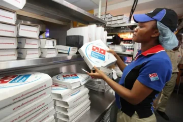 domino's pizza delivery driver
