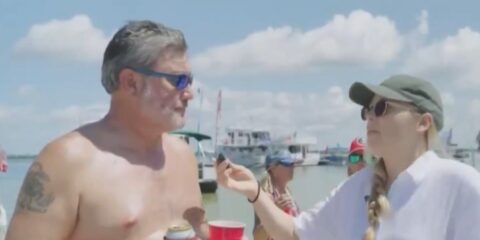 cnn reporter trump supportre boat owner