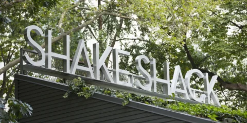 shake shack burger chain