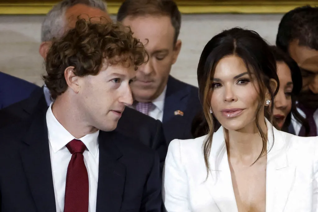 mark zuckerberg and jeff bezos fiancee