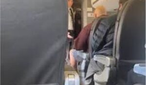 Video of John Fetterman Arguing Before Flight Takeoff Goes Viral