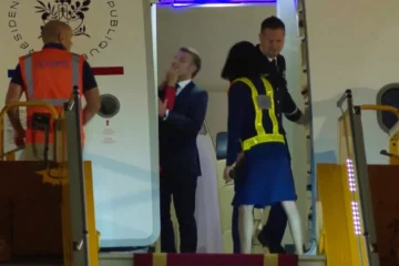 macrons face shove