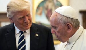 Trump Shrugs Off Criticism of Pope Photo, Reveals Melania's Thoughts On It